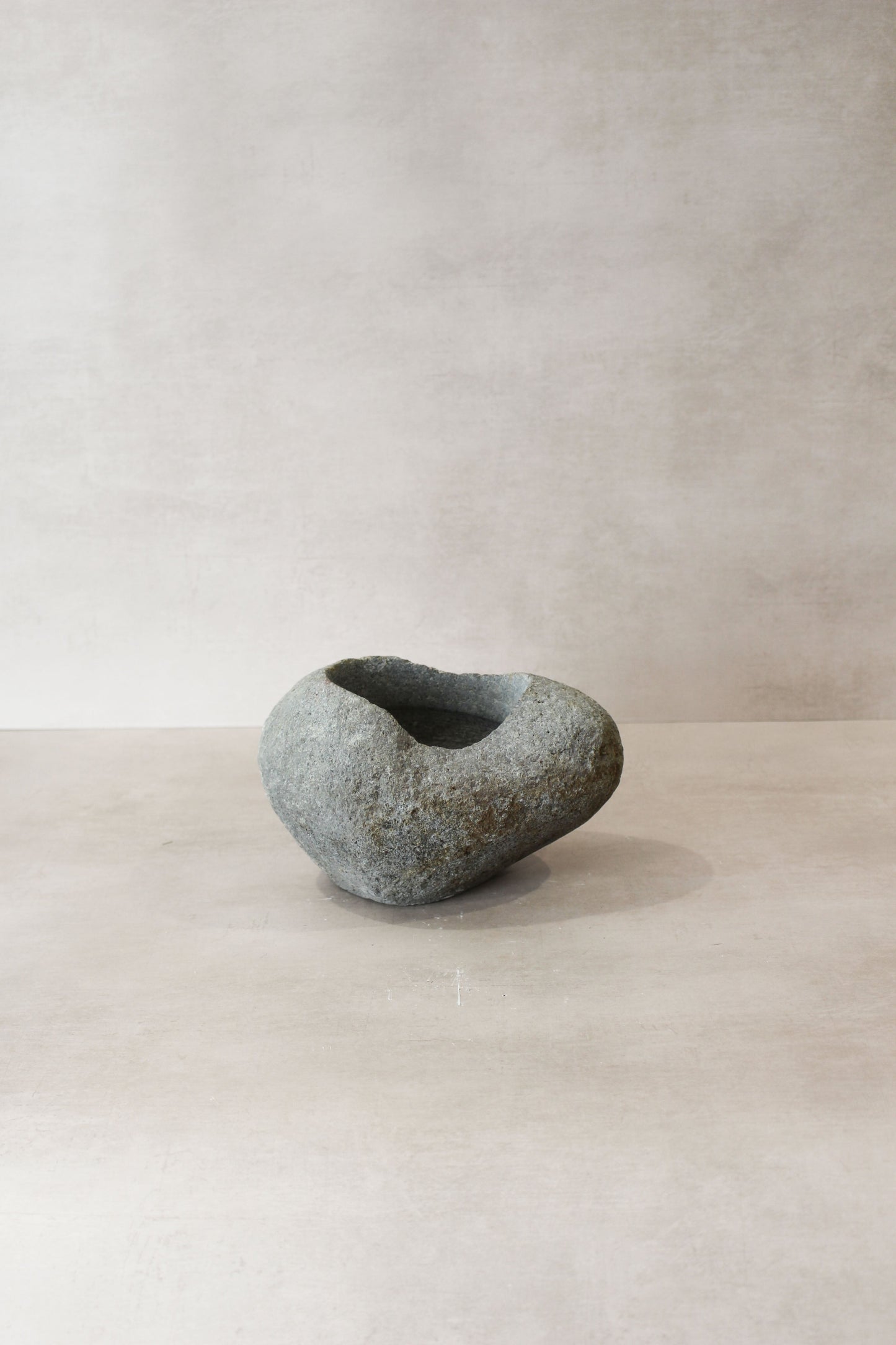 River Stone Planter Pot No6