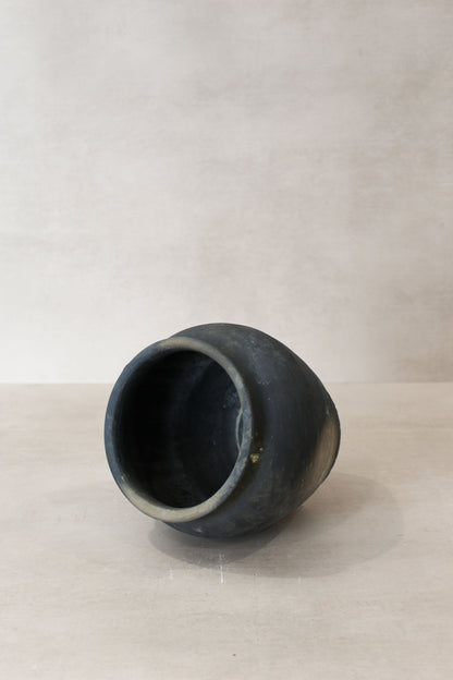 Vintage Dark Pot n° 49