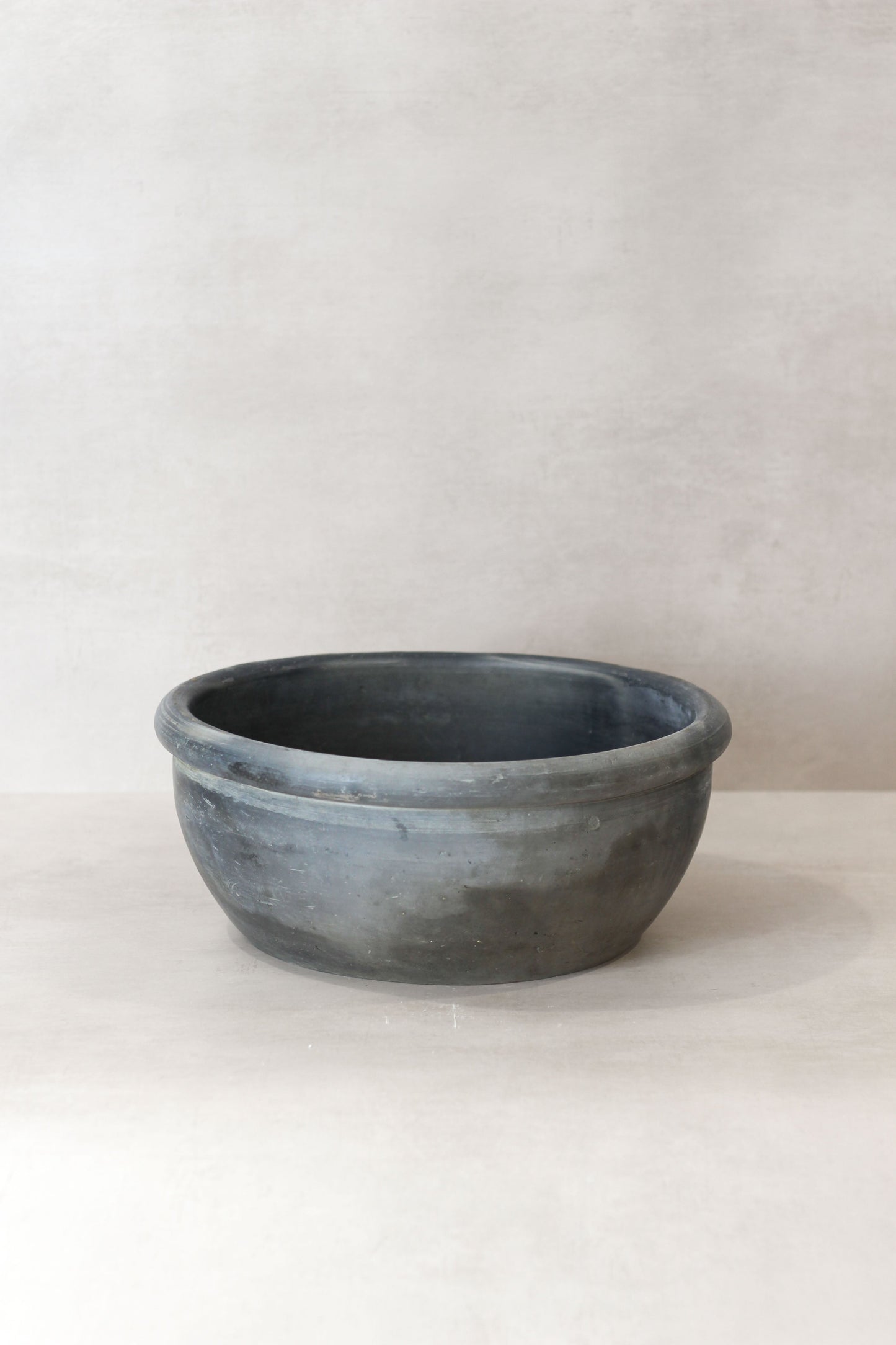 Wabi Sabi Antique Matt Grey Terracotta Bowl - OGB 01