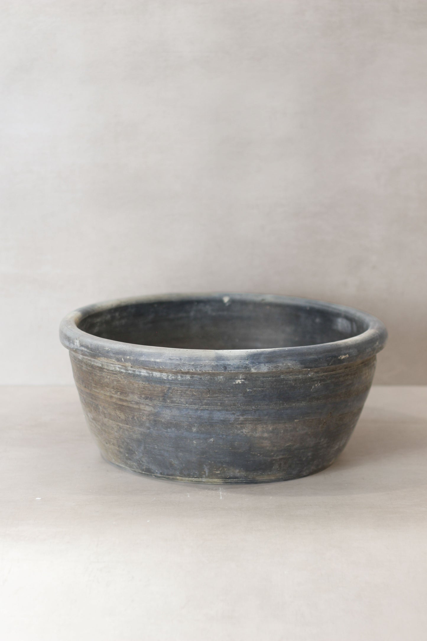 Wabi Sabi Antique Matt Grey Terracotta Bowl - OGB 04