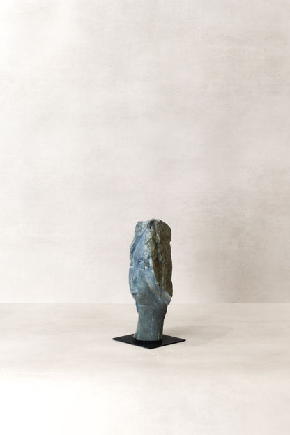 Stone head sculpture by Rizimu Chiwawa Zimbabwe (3006)