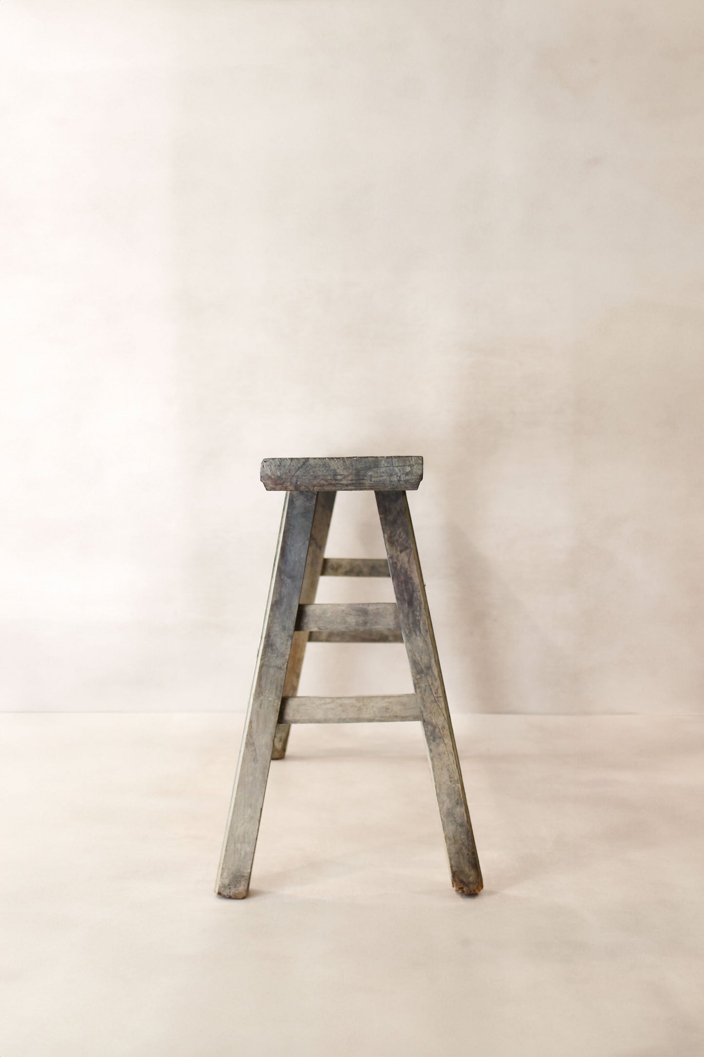 Antique Rustic Elm Skinny Bench 07