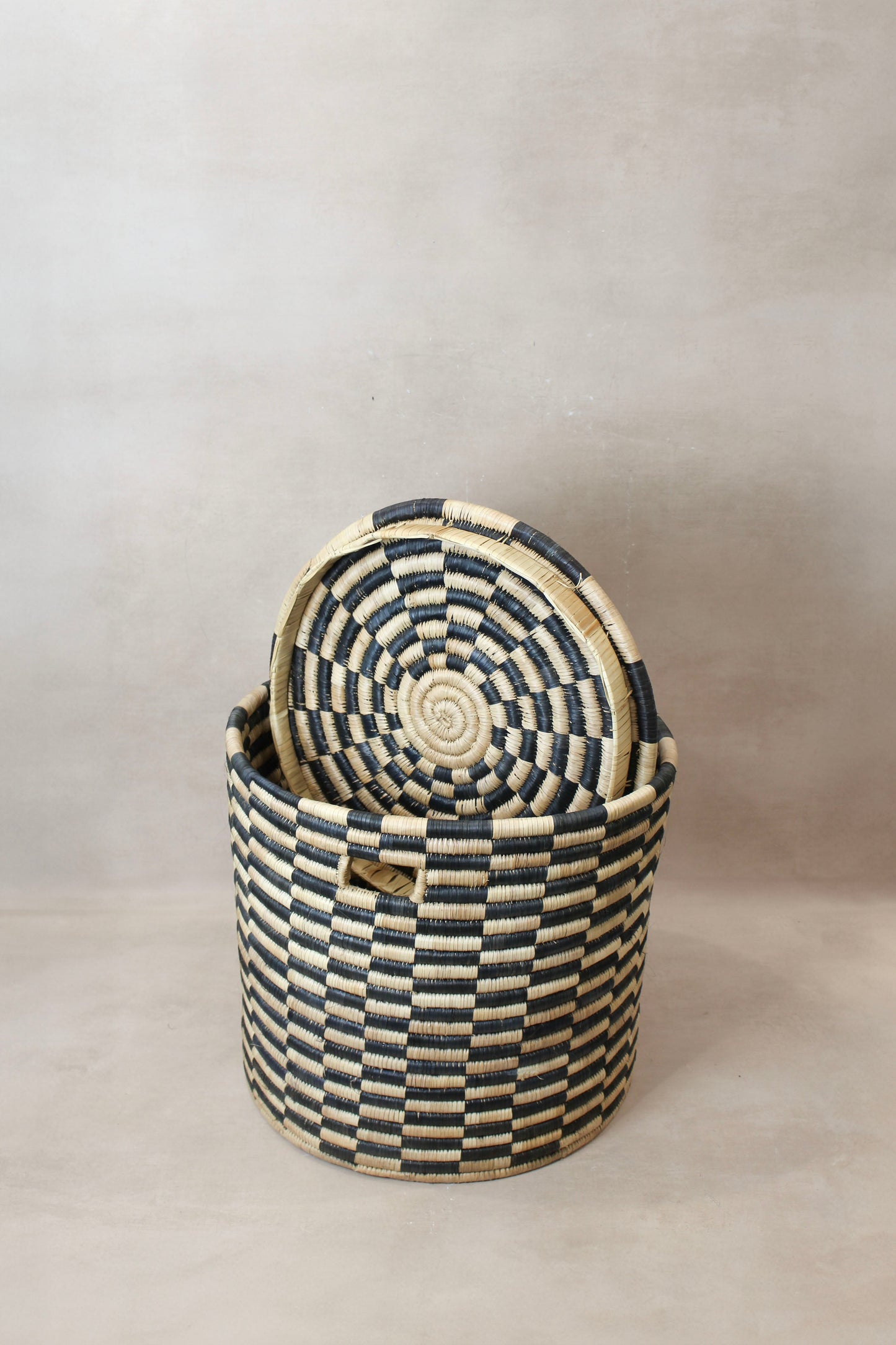 Woven checkerboard Basket Black and Natural - Malawi WB