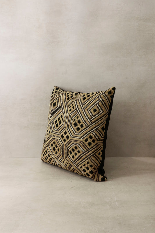 Showa cloth cushion - 74.3