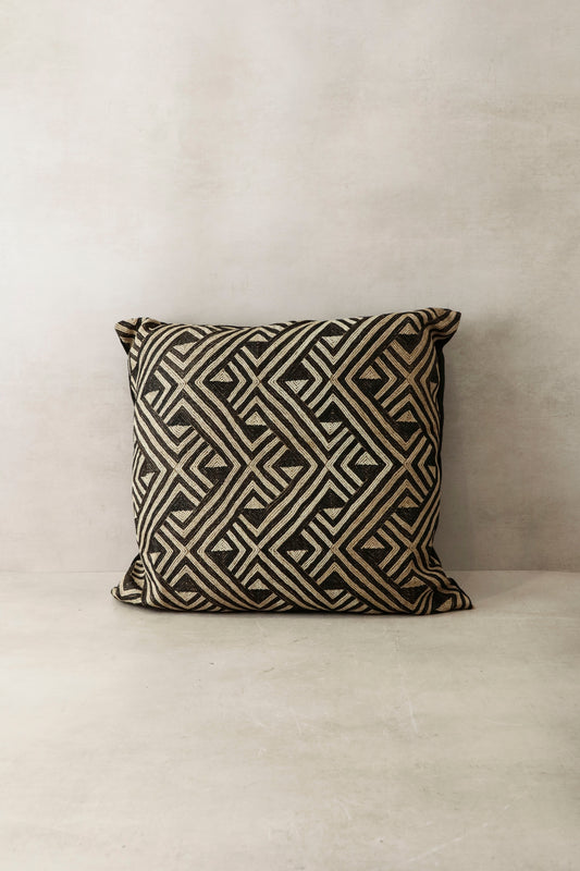 Showa cloth cushion - 74.1