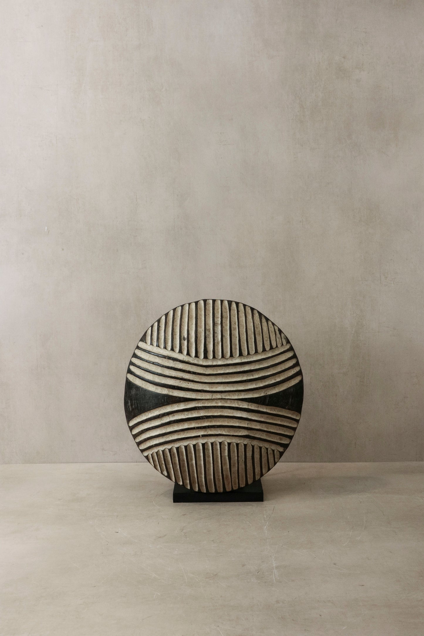 Cameroon Shield Round - 59.5