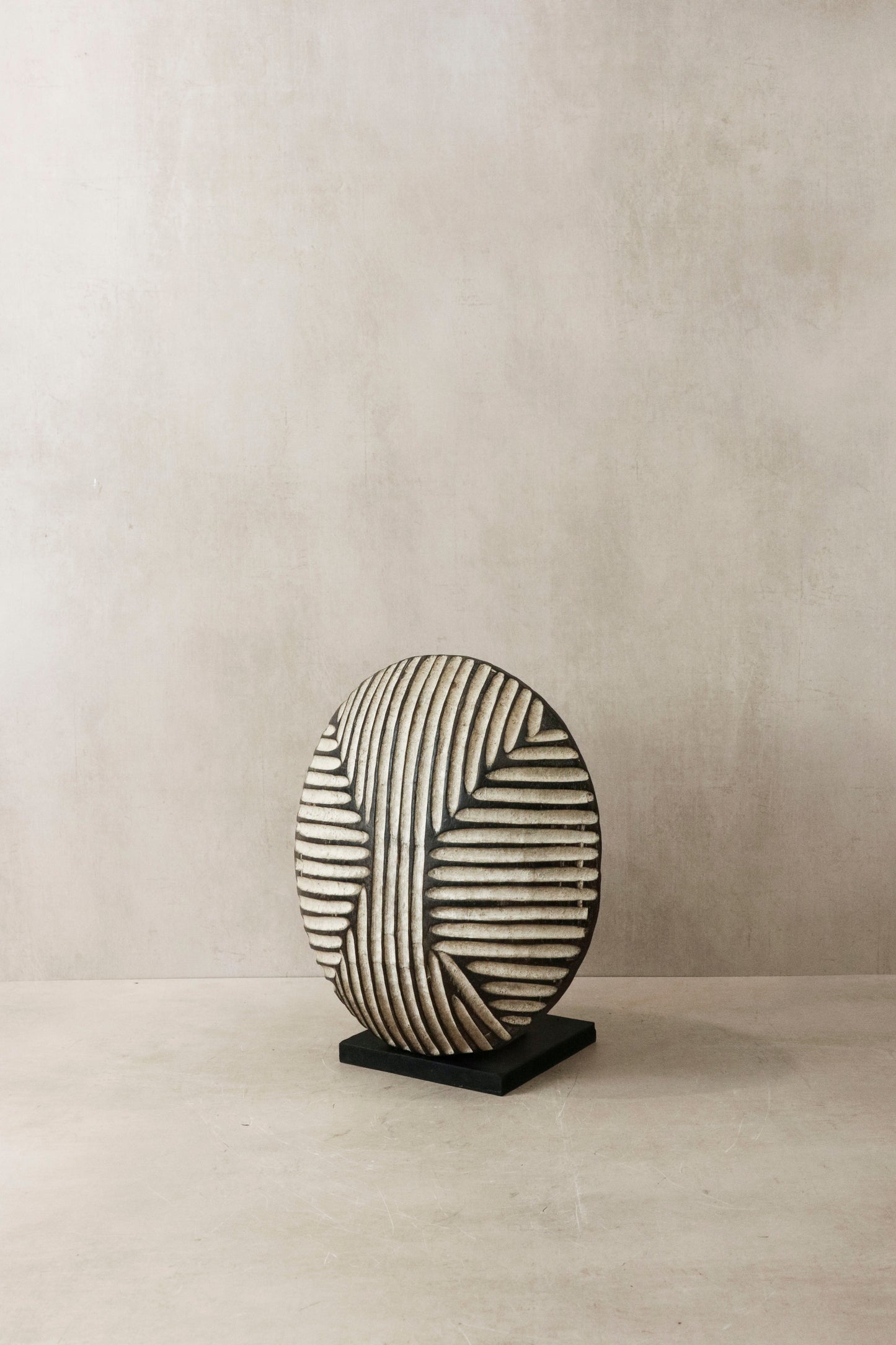 Cameroon Shield Round - 59.3