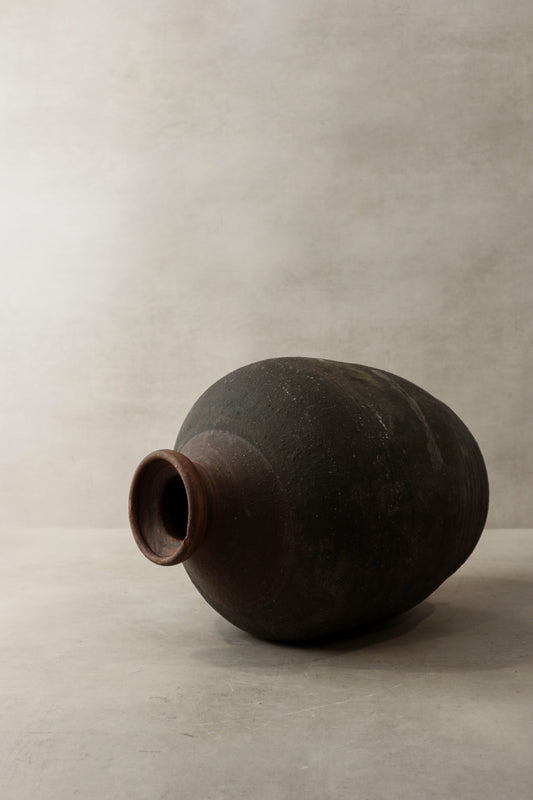 Antique Asian Rice Wine Vase n° 2