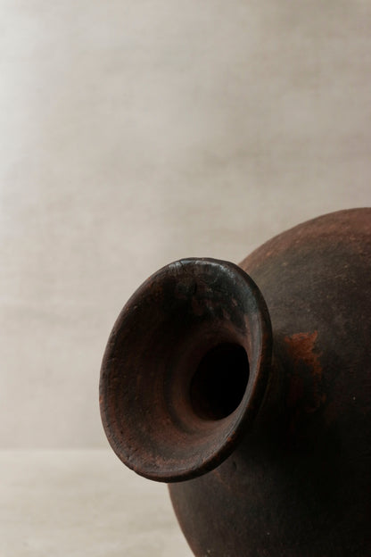 Antique Asian Rice Wine Vase n° 3