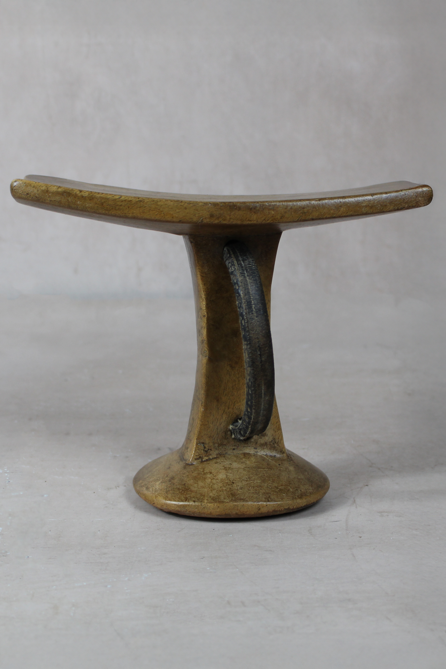 Vintage Nyangatom Headrest - 220.4