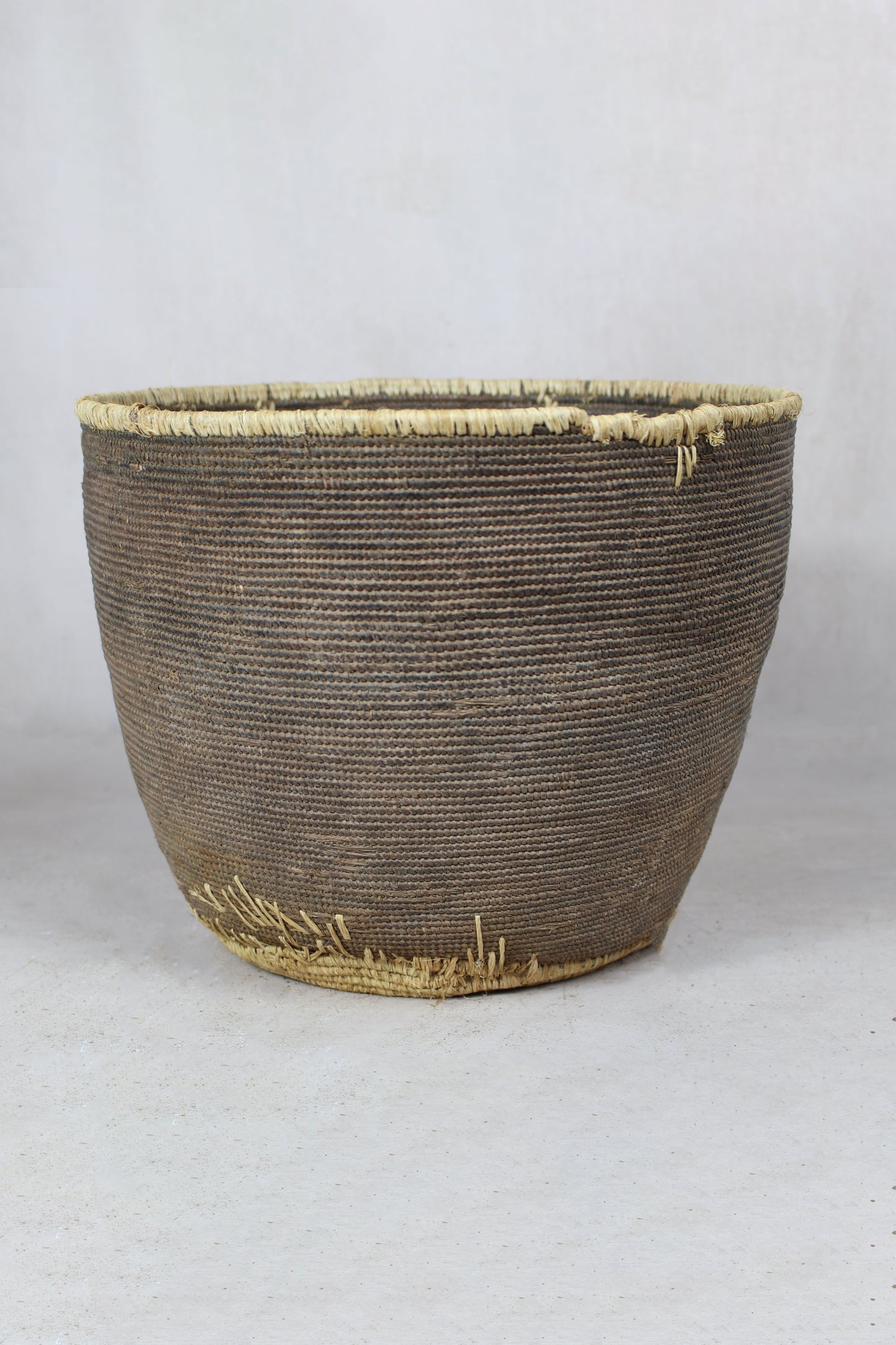 Vintage Tutsi Basket - Rwanda - 106.2