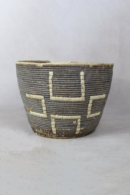 Vintage Tutsi Basket - Rwanda - 106.4