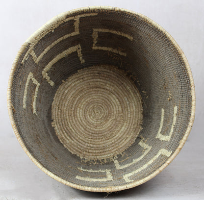 Vintage Tutsi Basket - Rwanda - 106.4