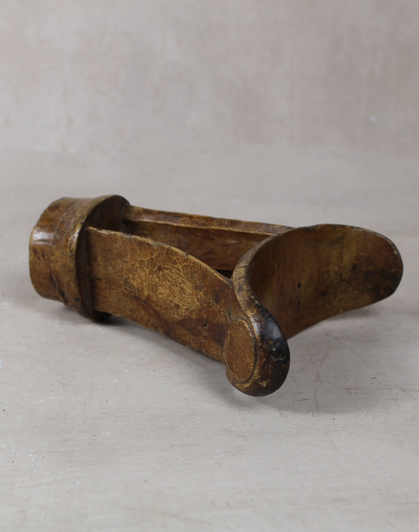 Vintage Ethiopian Headrest - 24.3