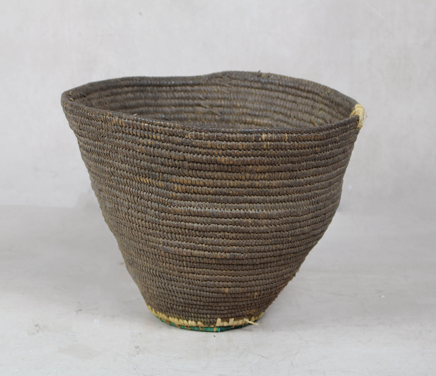 Vintage Tutsi Basket - Rwanda - 105.1