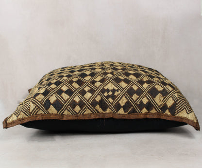 Vintage Showa Cloth Cushion - 25.7