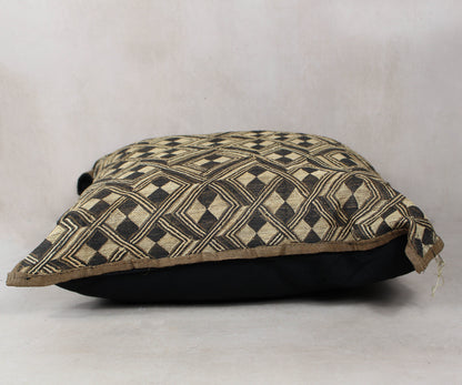 Vintage Showa Cloth Cushion - 25.8