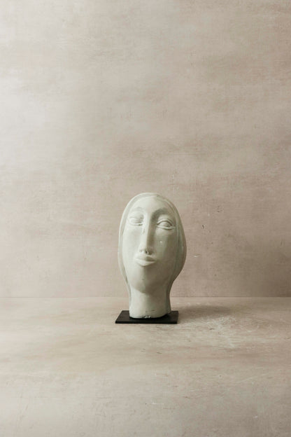 Stone head sculpture by Rizimu Chiwawa, Zimbabwe - 31.04