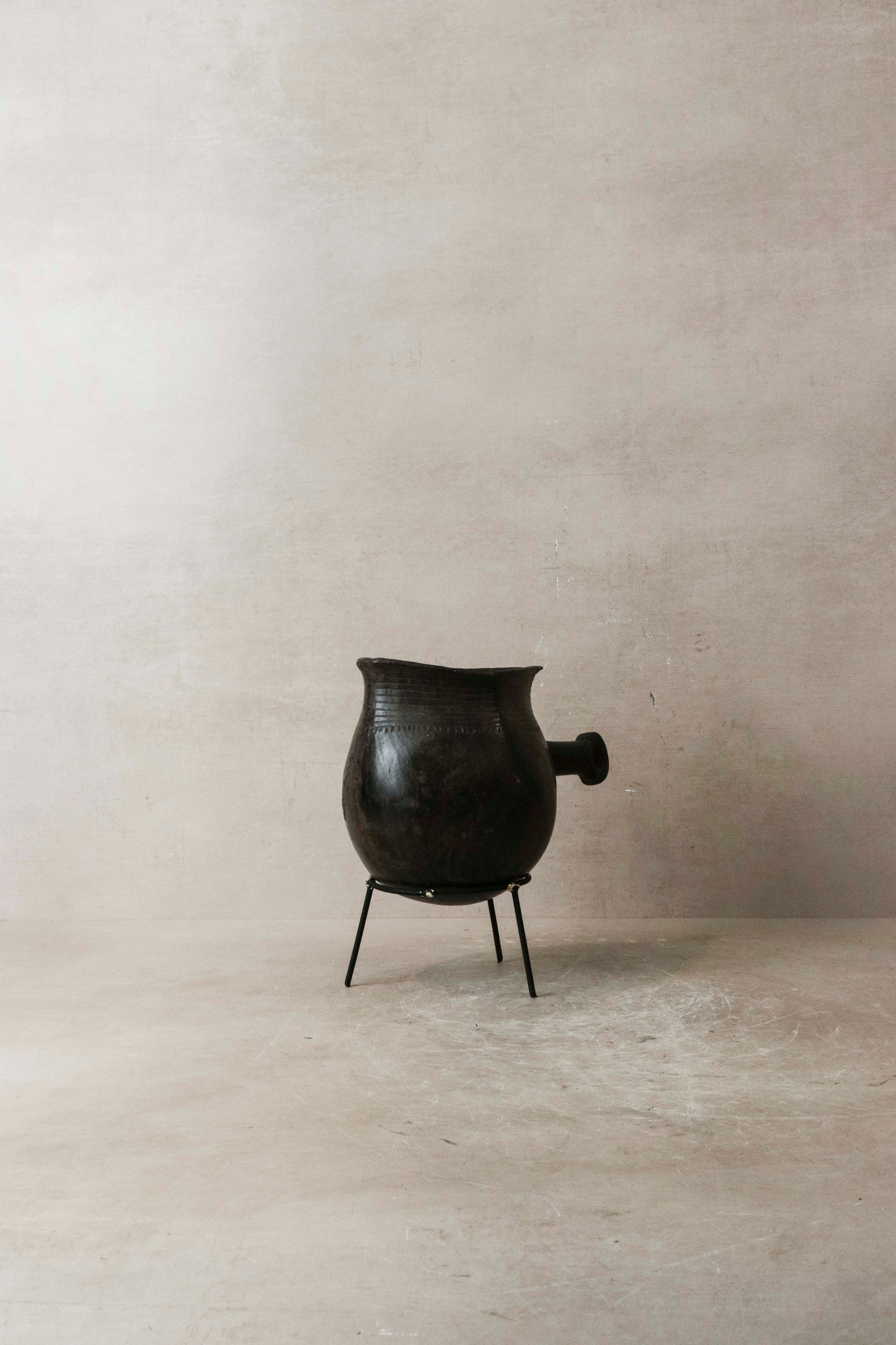 Bayaleng Jug, Congo - 97.3