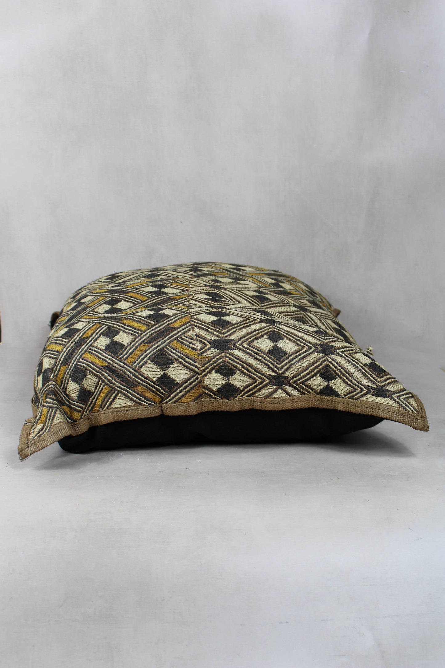 Vintage Showa Cloth Cushion - 25.9