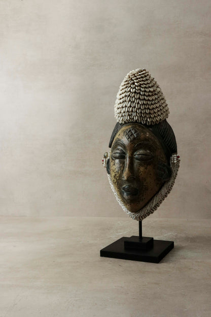 Beaded Punu Mask, Gabon - 6.1