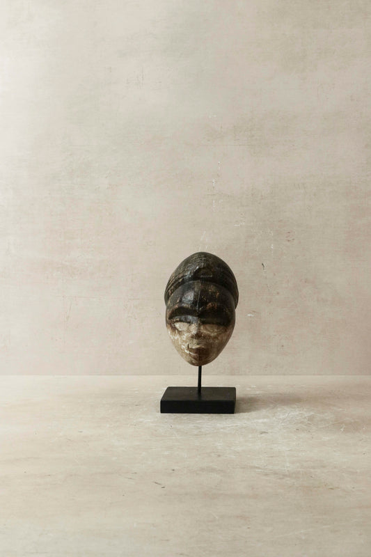 Hand carved African mask small - 60.27