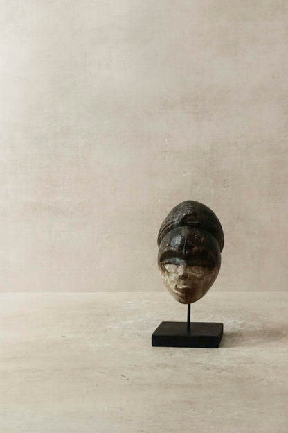 Hand carved African mask small - 60.27