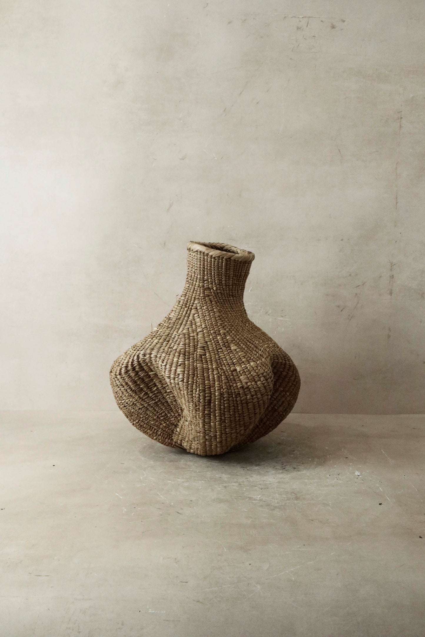 Garlic Gourd woven basket - Zimbabwe - 50.1