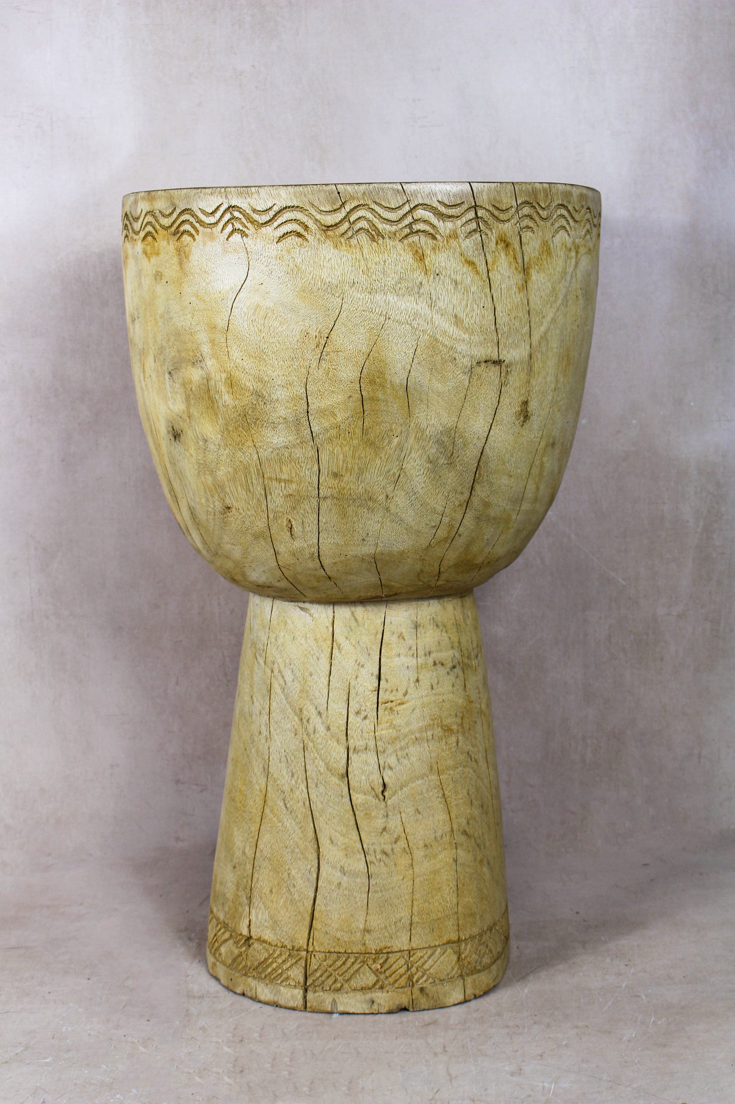 Tapered Wood Side Table - Cameroon - 93.8