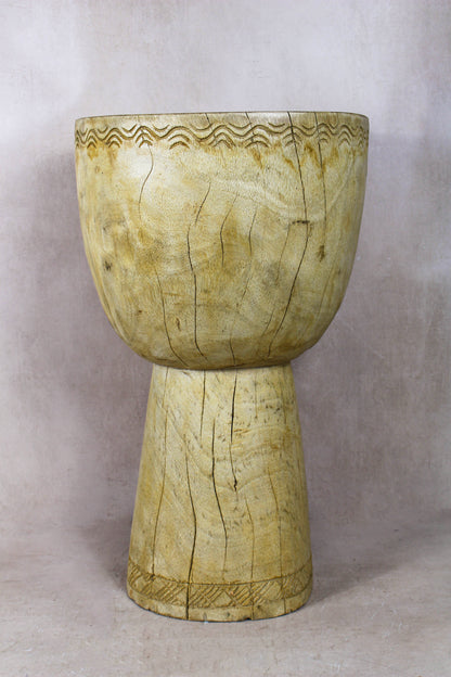 Tapered Wood Side Table - Cameroon - 93.8