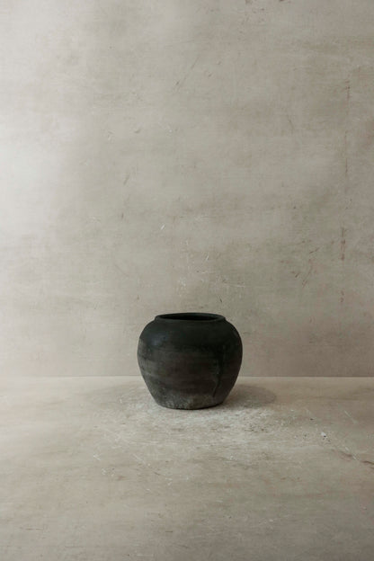 Vintage Dark Pot n° 36