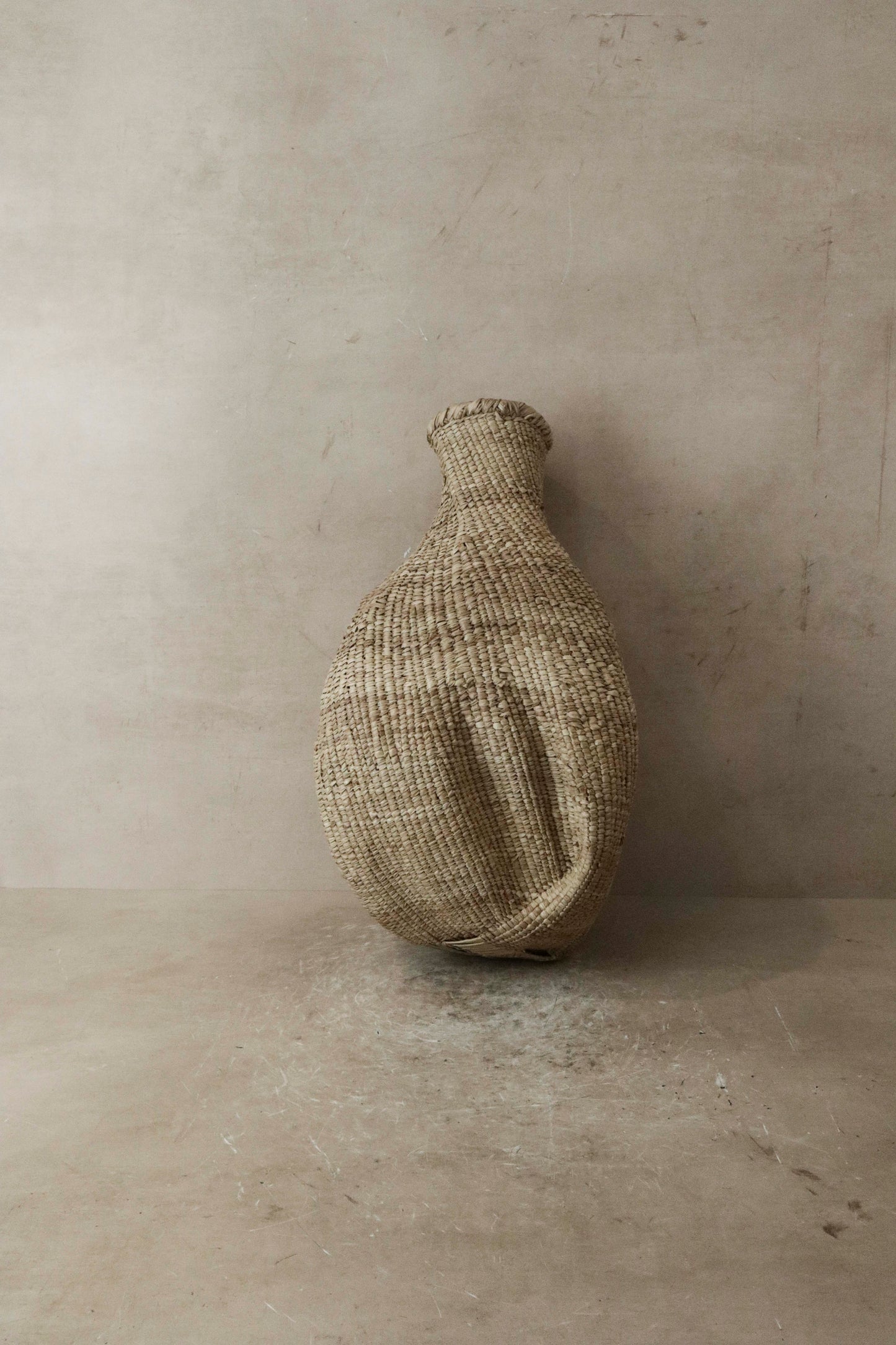 Garlic Gourd woven basket - Zimbabwe - 52.1