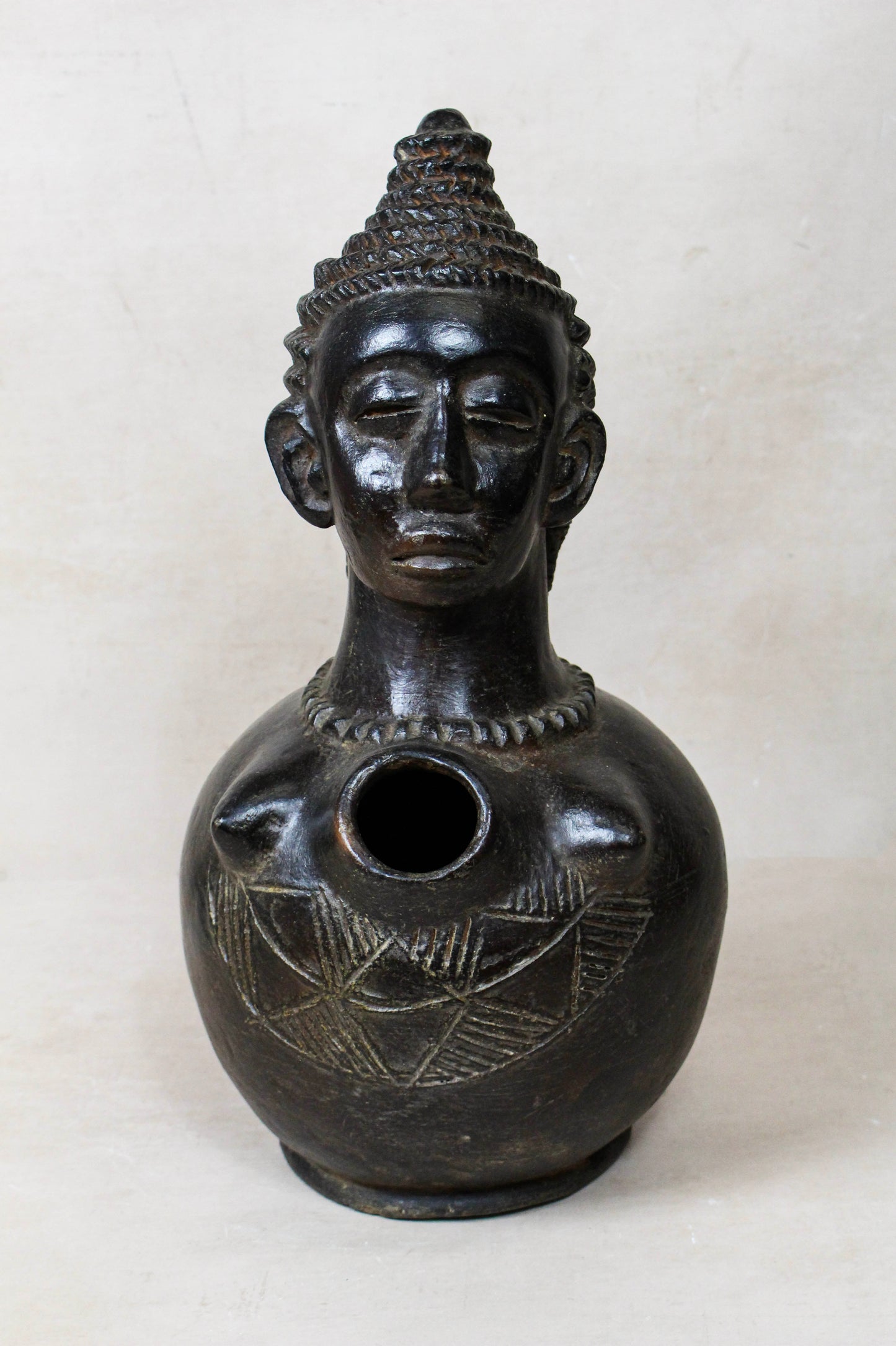 Mangbetu Bust Vase 231.1