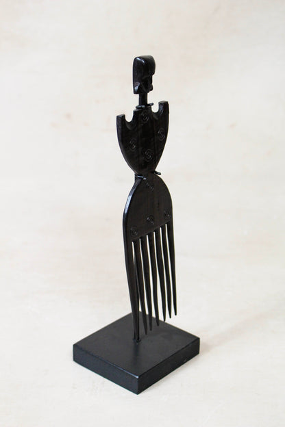 West African Carved Comb 240.4