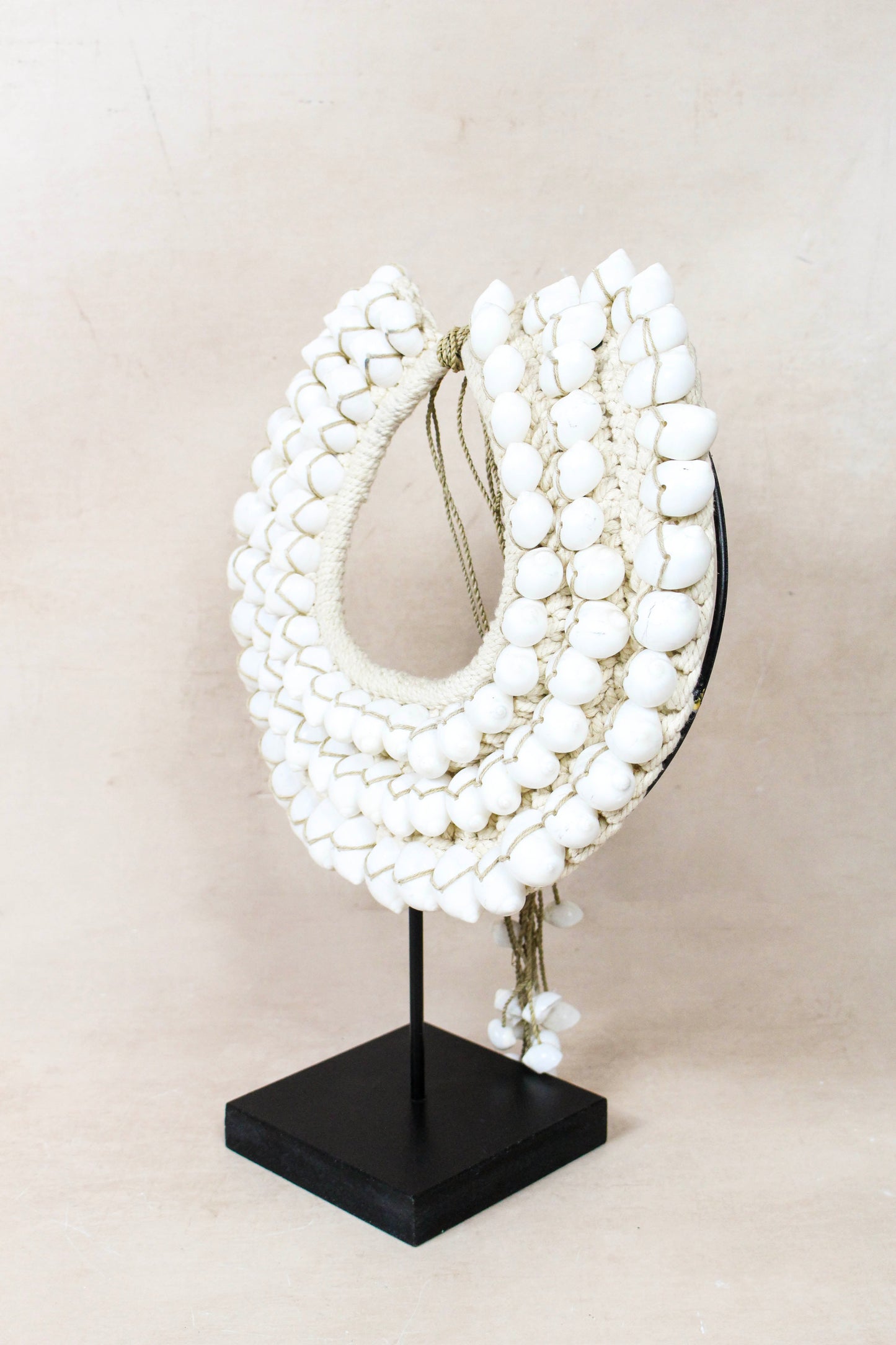 Handmade White Shell Necklace 26.4