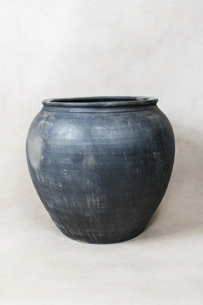 Vintage Dark Grey Pot - 82
