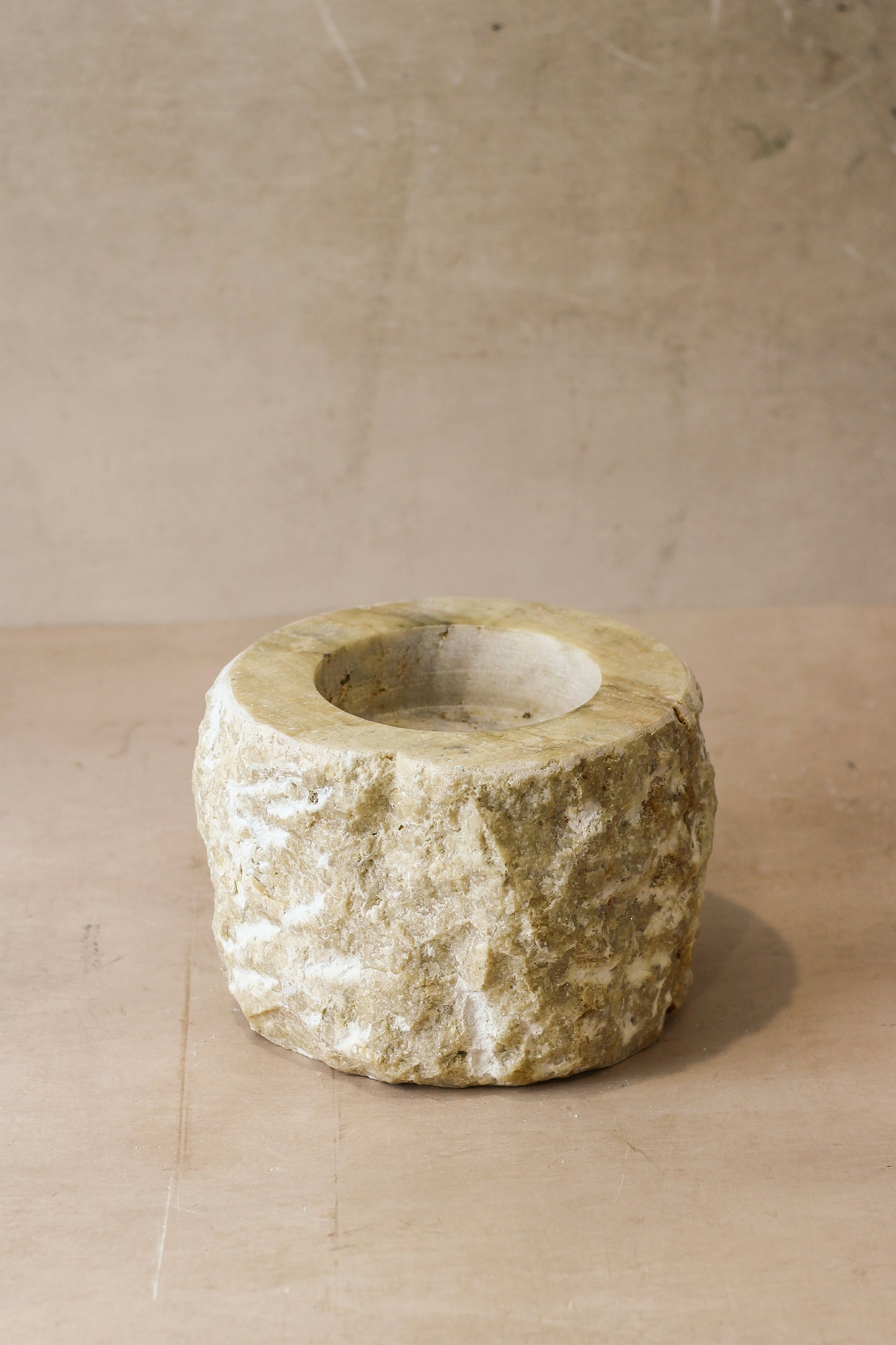 Rough Cut Onyx Candleholder XL 14.8