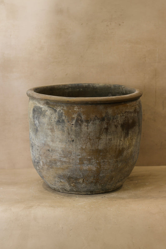 Big Old Grey Asian Pots - L008