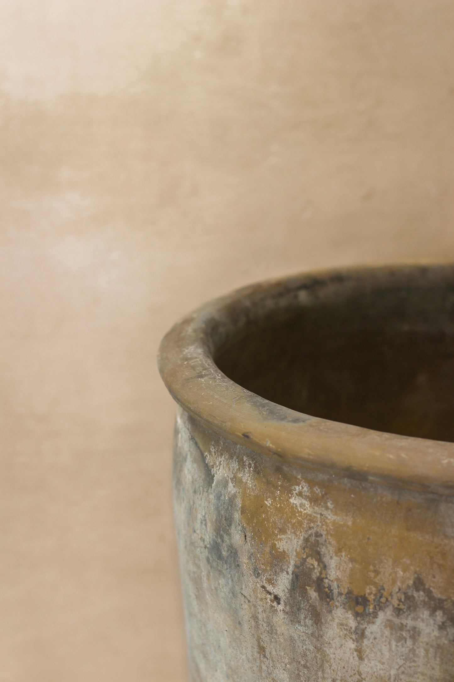 Big Old Grey Asian Pots - L008