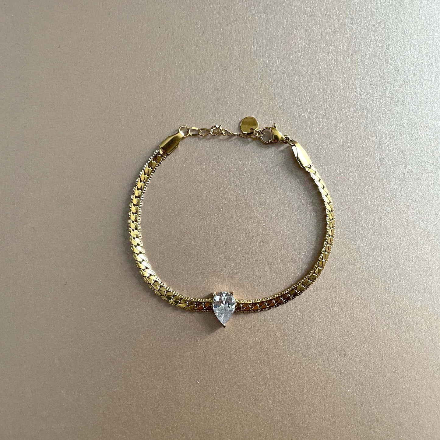 Elithia Luxe 18k Gold Plated Teardrop Jewel Bracelet
