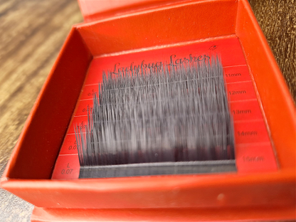 L Curl Flat Lash Sample – 0.15 Thickness | 5 Rows