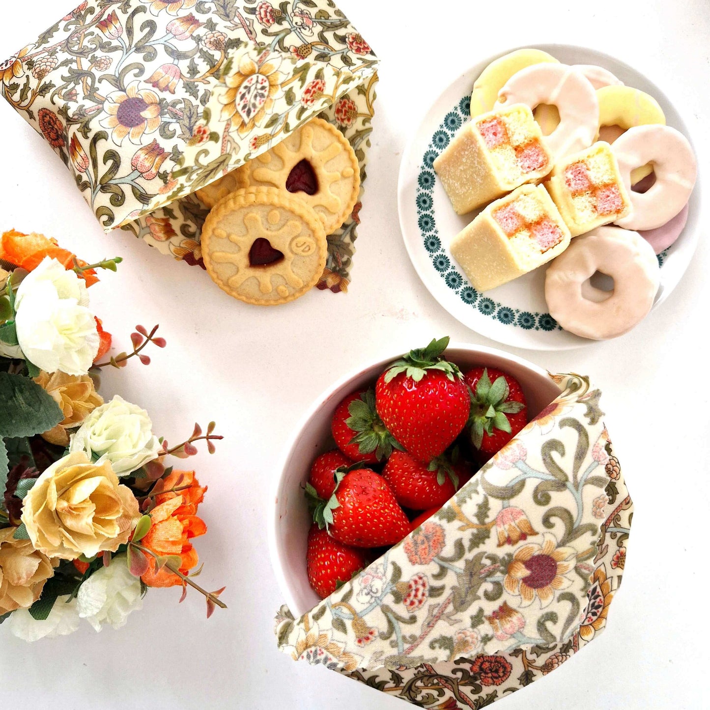 *British Beeswax Set of 3 Handmade Beeswax Wraps | William Morris Evenlode Natural