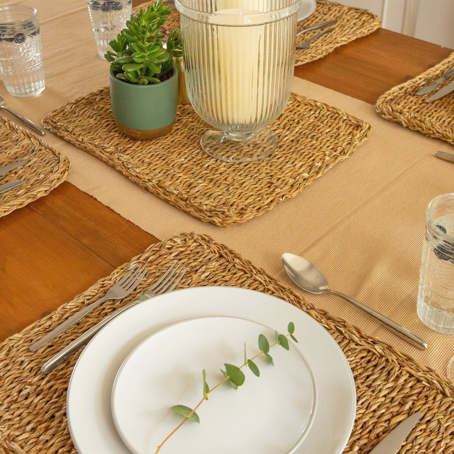 Ribbed Cotton Table Runner
