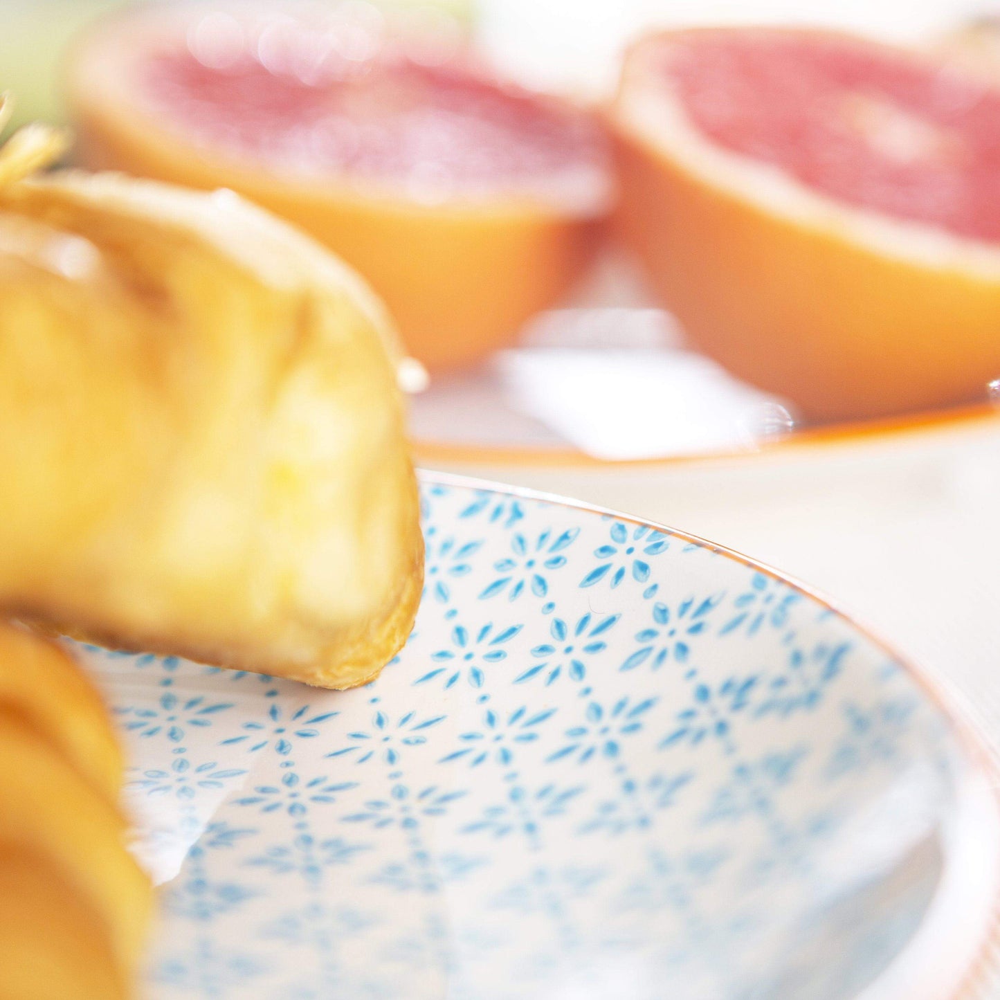 25.5cm Hand Printed Stoneware Dinner Plates - Pack of Six