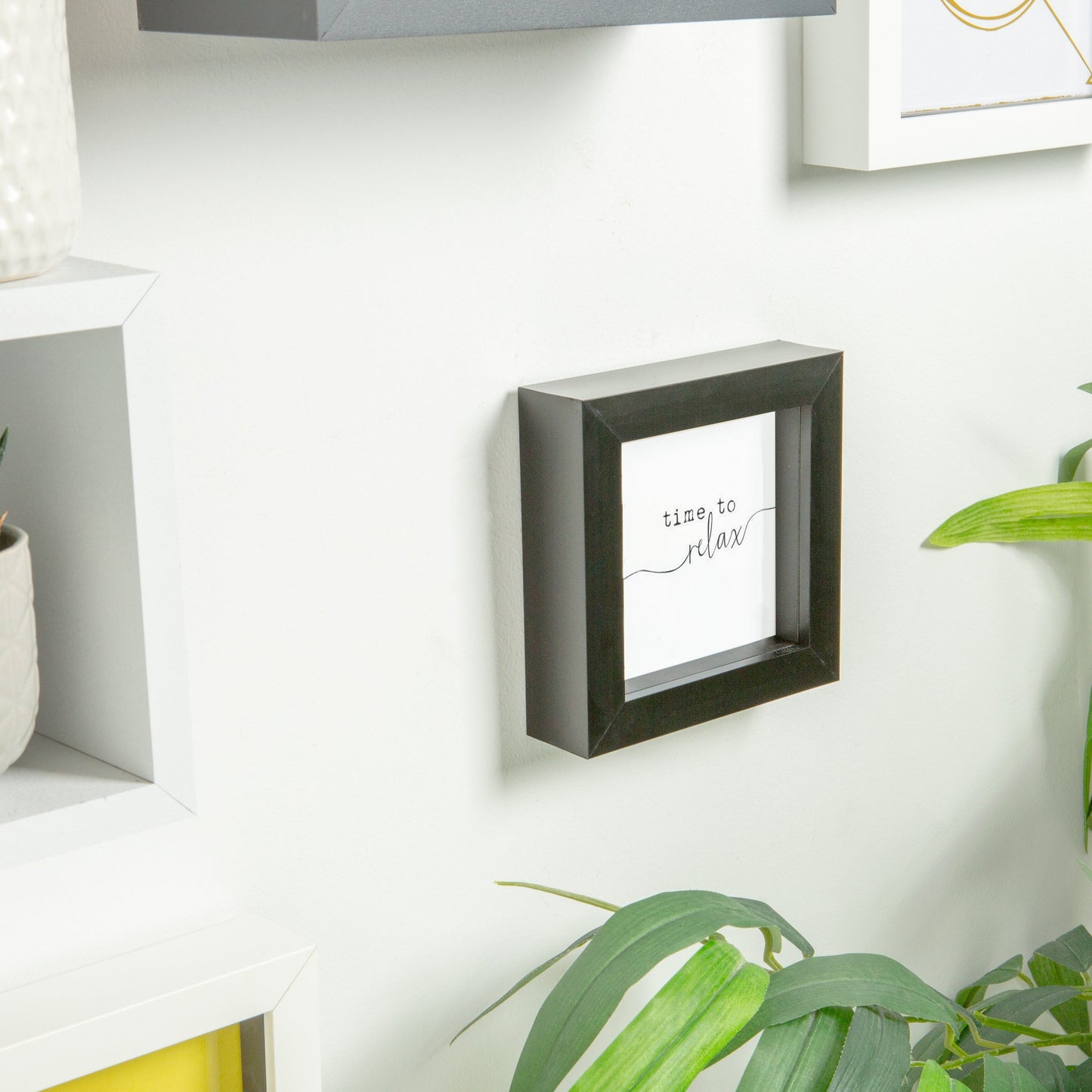 4" x 4" 3D Box Photo Frame