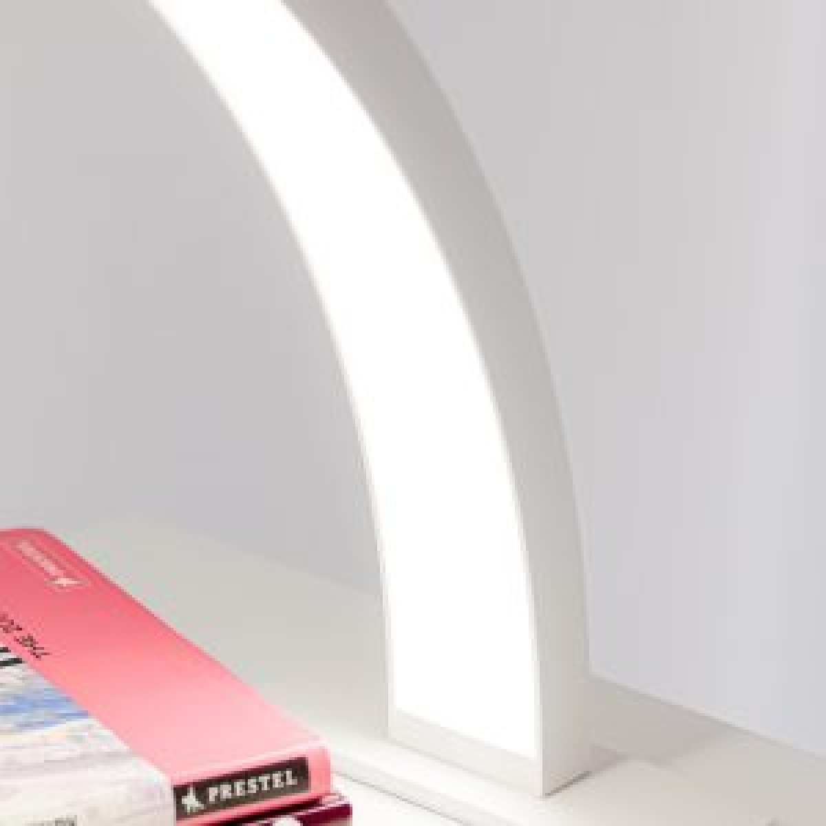 Desk Curve Lamp