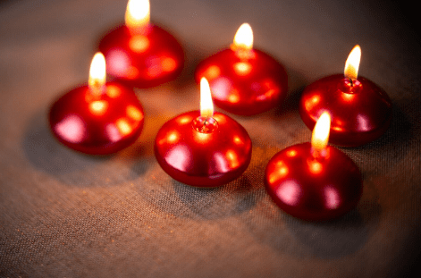 Set of 6 Red Floating Candles