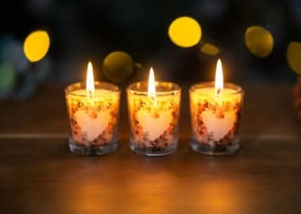 Set of 3 Heart Wreath Candle Pots Spiced Apple