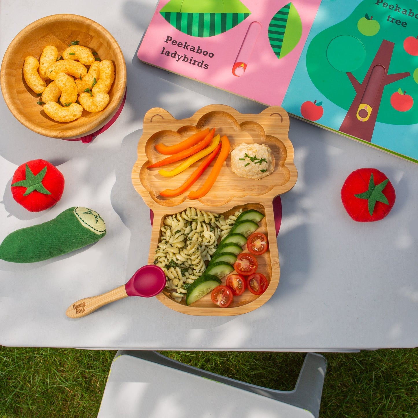 Lenny The Llama Bamboo Suction Dinner Set