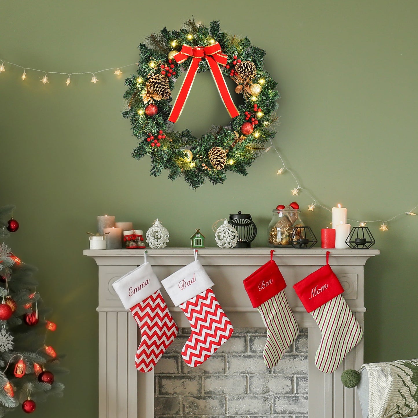 Pre-Lit Artificial Christmas Door Wreath